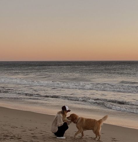 Travel With Golden Retriever, Aesthetic Pic With Dog, Vision Board Golden Retriever, Golden Retriever Travel, New Dog Aesthetic, Golden Retriever Mom Aesthetic, Cute Dog And Owner Pictures, Dog Beach Pictures Photo Ideas, Vision Board Puppy