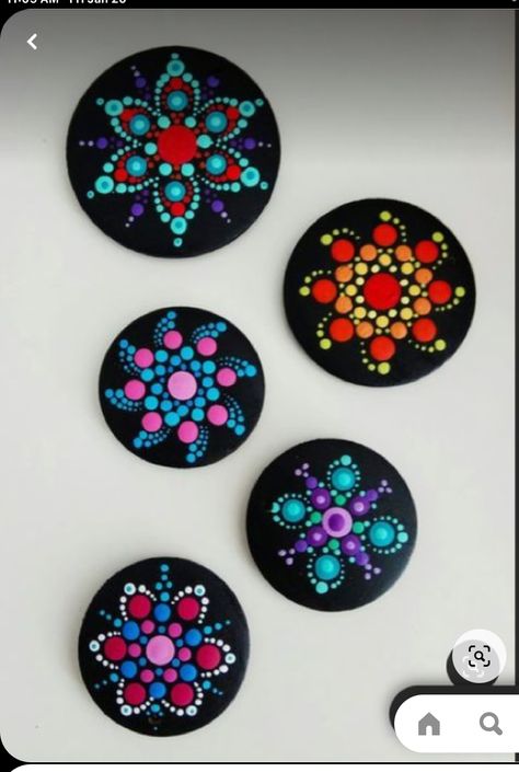 Mandala Template Design, Lace Template, Dot Mandalas, Paint Fabric, Mandala Painted Rocks, Mandala Rock Art, Ideas Craft, Painted Rocks Diy, Rock Painting Ideas Easy