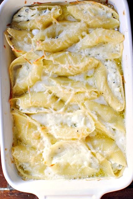 Ricotta Stuffed Shells in a Champagne Cream Sauce l SimplyScratch.com Stuffed Shells Ricotta Alfredo, White Sauce Stuffed Shells, Champagne Cream Sauce, Champagne Sauce, Ricotta Stuffed Shells, Stuffed Shells Ricotta, Stuffed Pasta, Colorado Travel Guide, Lemon Basil