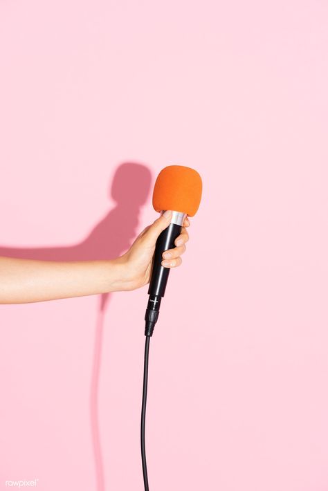 Micro Aesthetic, Aesthetic Microphone, Pink Music Wallpaper, Podcast Image, Karaoke Aesthetic, Microphone Aesthetic, Singing Aesthetic, Podcast Aesthetic, Podcast Microphone