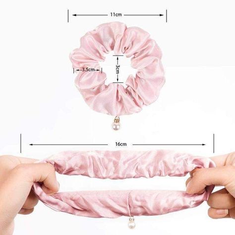 Hair Ties Diy, Girls Hair Bows Diy, Diy Hair Scrunchies, Half Bun, Diy Hair Accessories Ribbon, Scrunchies Diy, Handmade Scrunchie, Handmade Hair Accessories, 자수 디자인