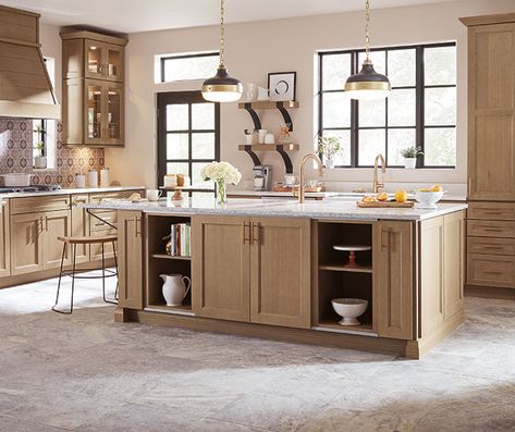 Thomasville - Jansen Quartersawn Oak Jute Mist Thomasville Kitchen Cabinets, Thomasville Cabinets, Thomasville Cabinetry, Kitchen Cooktop, Affordable Cabinets, Light Kitchen Cabinets, Thomasville Furniture, Kitchen Cabinets Pictures, Casual Kitchen