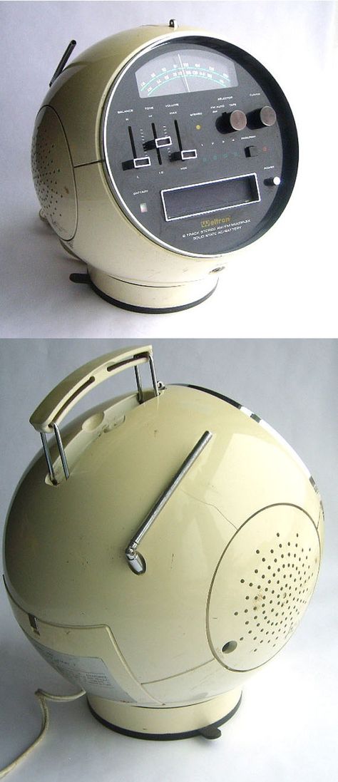 1000+ images about Space Age Mod Weltron 8 Track Player and AM FM Radio ( vintage radio / vintage clock radio ) on Pinterest | Radios, Oakley and Shape Retro Futuristic Decor, Generation Zero, Brief Case, Dressing Tips, Retro Radios, Set Dressing, Retro Future, Radio Vintage, Space Age Design