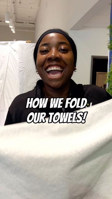 Towel Folds, Folding Tips, Glamour Interiors, Towel Folding, Folding Towels, Youtube Hacks, Diy Gym, How To Fold Towels, Calgary Canada