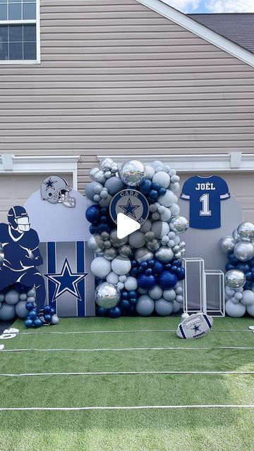 Dallas Cowboys Balloon Arch, Dallas Cowboys Balloon Garland, Dallas Cowboys 1st Birthday Party, Football Backdrop Ideas, Jersey Party Theme, Dallas Cowboys Party Decorations, Dallas Cowboy Party, Dallas Cowboy Birthday, Cowboys Football Party