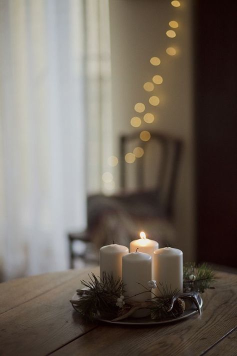 Cozy Candles, Advent Candles, Christmas Past, Christmas Mood, Christmas Aesthetic, Cozy Christmas, Christmas Inspiration, Winter Time, Yule