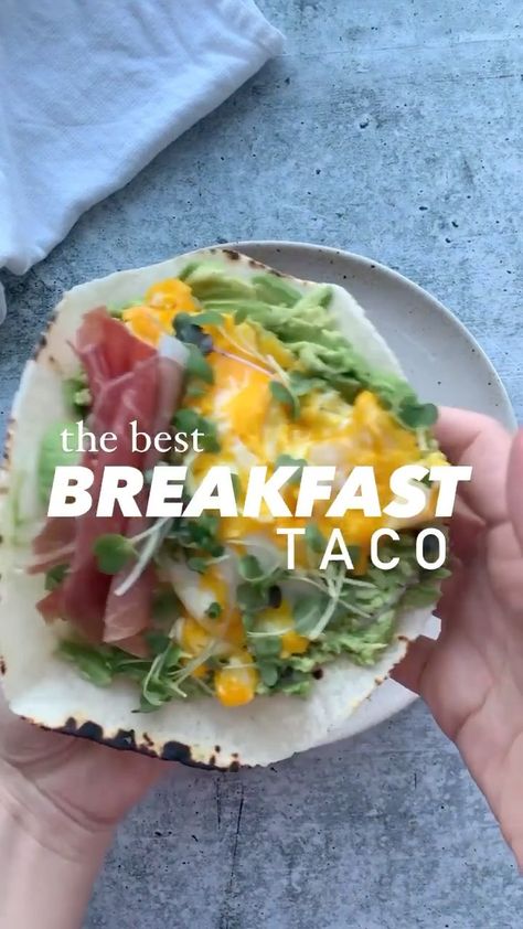 fithealthyrecipes on Instagram: ✨ BREAKFAST TACO ✨ So simple but wow so goooood! 🌮🥑 🥚 by @veggininthecity My new favorite combo • almond flour tortilla • avocado • eggs •… Breakfast Tacos Recipe, Fit Vegan, Breakfast Low Carb, Healthy Food Inspiration, Healthy Tacos, Breakfast Tacos, Low Carb Gluten Free, Diet Help, Healthy Diet Plans