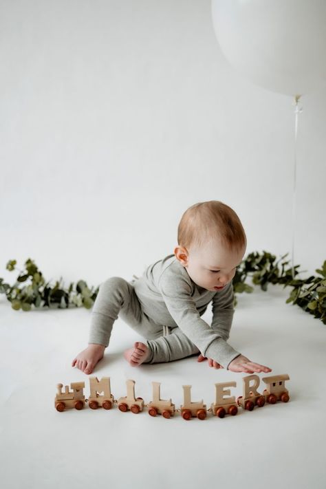 Cake Smash Cake, First Birthday Photoshoot, Wild One First Birthday, Cake Smash Outfit Boy, 1st Birthday Photoshoot, First Birthday Pictures, Smash Cake Boy, Baby Boy First Birthday, Smash Cake Photoshoot