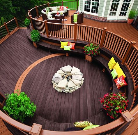 Design Per Patio, Woodworking Carving, Patio Images, Backyard Patio Furniture, Deck Fire Pit, Deck Pictures, Deck Designs Backyard, Deck Stairs, Decking Material