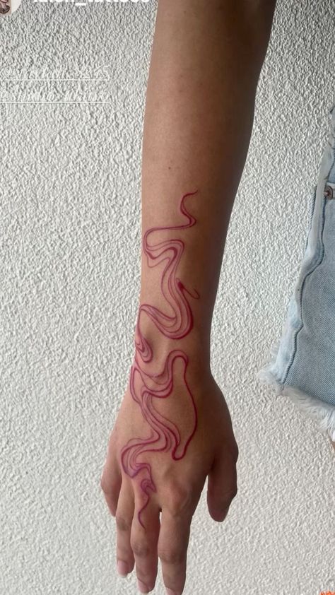 Red Ink Tattoos Black Skin, Swirl Back Tattoo, Flame Back Tattoo, Wavy Line Tattoo Arm, Line Tattoos For Women Arm, Healed Red Ink Tattoo, Spilled Ink Tattoo, Swirly Tattoos For Women, Back To Arm Tattoo