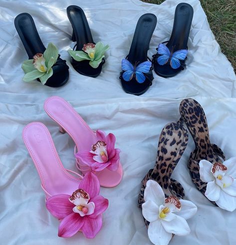 Pink Heels With Flowers, Orchid Shoes, Baby Pink Flower Heels, Orchid Heels, Pink Orchids Aesthetic, Pink Flower-shaped Sandals For Summer, Strap Sandals Heels, Flower Heels, Double Strap Sandals