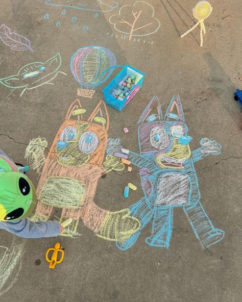 • You're allowed To have imperfections To create as a child does To draw doors with faces and legs To have chalk-stained knees. Creativity is more than perfect art, And we can draw just for fun. #artistsoninstagram #chalkart #sidewalkchalk #bluey #blueyfanart #imperfection #motherhood #childhood #childhoodunplugged #nostalgia Blue Chalk Art, Bluey Chalk Art, Cute Chalk Art, Chalk Drawings Sidewalk, Things To Draw With Chalk, Chalk Drawing Ideas, Easy Chalk Art, Chalk Art Ideas, Fun Chalk Art