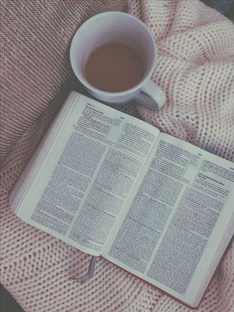 Picture Of Bible, Reading A Bible, Coffee And Bible, Reading Bible, True Believer, Reading The Bible, Bible College, Inspire Bible Journaling, Bible Time