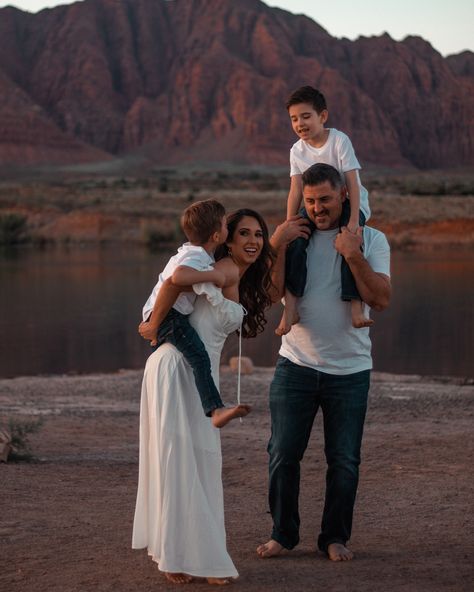 Calling all St. George families! 🌟 Ready to transform your everyday chaos into timeless treasures? Let’s sprinkle ✨ some magic onto your family album together! Whether it’s candid cuddles or wild adventures, I’ll capture it all in the stunning backdrop of St. George. 📸 Slide into my DMs ��📥 and let’s turn those moments into memories that’ll make you smile for years to come! Let’s make this photoshoot as legendary as the red rocks themselves! 🏜️ #stgrocks #stgeorgephotographer #stgeorgeut... St George Photoshoot, Red Rock Photoshoot Family, Wild Adventures, Family Album, Timeless Treasures, Lifestyle Photography, Make You Smile, Lifestyle, Turn Ons