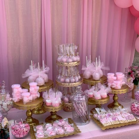 Pink Party Candy Table, Pink Snack Table Ideas Party, Pink Sweet 16 Table Set Up, Sweet 16 Sweets Table Ideas, Sweet 16 Treats Table, Xv Candy Table, Candy Bar Ideas Quinceanera, Pink Birthday Dessert Table, Dessert Table Ideas Pink