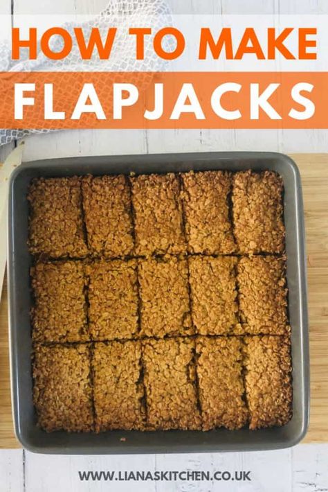 Veggie Lunch Recipes, How To Make Flapjacks, Apple Flapjack, Easy Flapjacks, Veggie Lunch, British Pudding, British Cake, Flapjack Recipe, 4 Ingredient Recipes