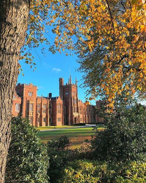 Queens University Belfast Aesthetic, Belfast University, Queens Belfast, Queens University Belfast, University Goals, Queens University, Bristol University, Belfast City, Queen's University