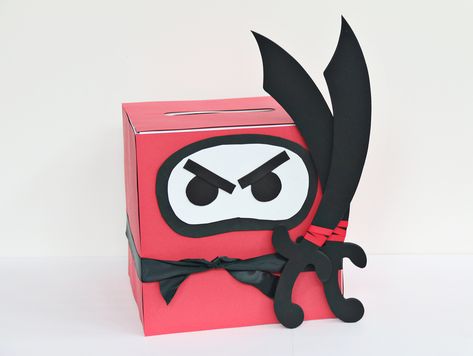 DIY Ninja Valentine Card Box Valentine Card Box Ideas, Valentine Box Ideas For School, Cool Valentine Boxes, Ninja Valentine, Classroom Valentines Gifts, Card Box Ideas, Diy Ninja, Valentines Card Holder, Valentine Box Ideas