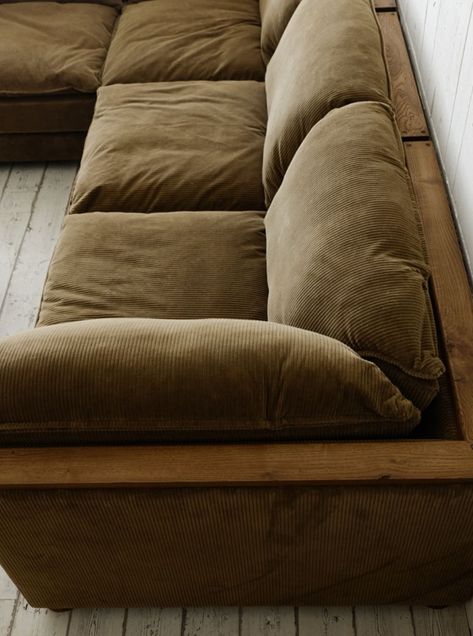 Rustic Sofa Living Room, Modern Rustic Sofa, Diy Sofa Couch, Sofa Rustic, Rustic Couch, Homemade Sofa, Truck Furniture, Latest Sofa, Wooden Couch