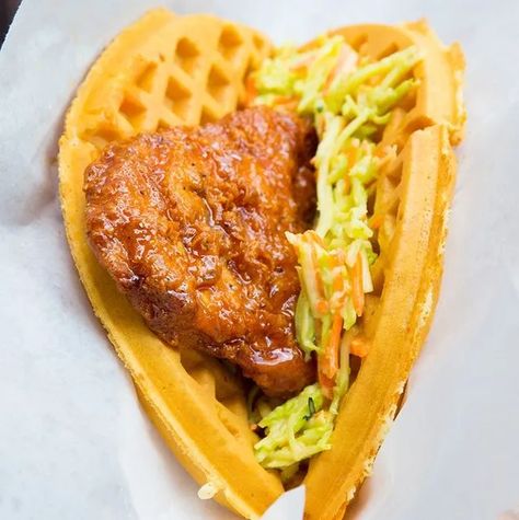 Chicken Waffles Recipe, Waffle Sandwich Recipe, Sweet Spicy Chicken, Honey Mustard Salad Dressing, Sweet Bread Rolls, Recipes To Make At Home, Sweet And Spicy Chicken, Disney Recipes, Waffle Sandwich