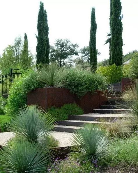 Steel Retaining Wall, Retaining Wall Design, Plant Structure, Mediterranean Landscaping, Modern Landscape Design, Outdoor Stairs, Italian Garden, Contemporary Garden, Ideas Pictures