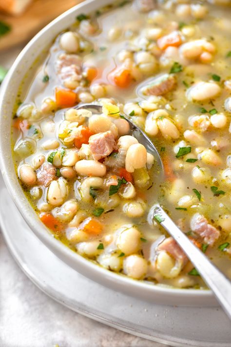 Ham And Bean Soup Recipes Crockpot, White Bean Soup With Ham, Ham And Bean Soup Recipes, Chicken Salad Wontons, White Bean Ham Soup, Ham And White Bean Soup, White Bean And Ham Soup, White Bean And Ham, Bean And Ham Soup