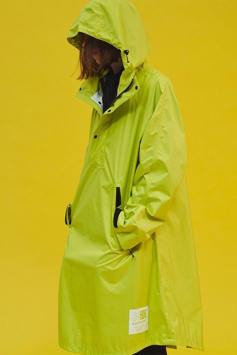 Rain Suit Women, Waterproof Clothes, Raincoat Outfit, Japan Summer, Raincoat Jacket, Raincoats For Women, Lifestyle Design, Rain Coat, Oversized Pullover