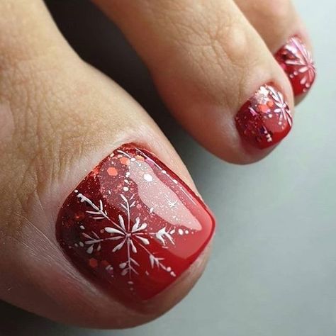 Pedicure Designs Toenails Christmas, Snowflake Toenail Designs, Winter Toenail Designs, Christmas Toe Nails Winter, Holiday Toe Nails Christmas, Xmas Toe Nail Designs, Christmas Toenail Designs, Toe Nail Designs For Winter, Christmas Toes Nails Designs