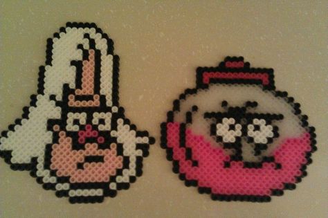 Melty Bead Designs, Clay Idea, Geek Christmas, Easy Perler Bead Patterns, Perler Creations, Pixel Beads, Melty Bead Patterns, Perler Art, Fusion Beads