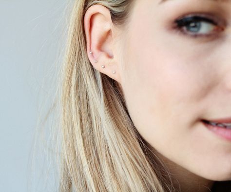 Ear piercing number four | This chick's got style Auricle Piercing, Ear Gauges Plugs, Cute Ear Piercings, Ear Gauges, Ear Candy, Diamond Hoop Earrings, Piercing Tattoo, Ear Studs, Beauty Make Up