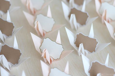 Paper Crane Wedding, Wedding Table Name Cards, Tea Wedding Favors, Diy Wedding Table, Origami Wedding, Table Name Cards, Wedding Table Names, Quirky Wedding, Name Place Cards