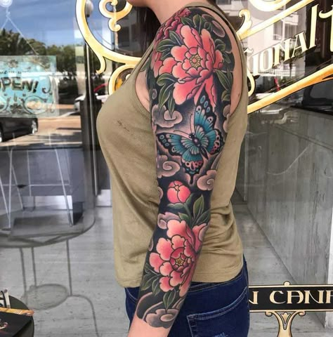 Japanese Sleeve Tattoo Ideas, Japanese Sleeve Tattoo, Japanese Tattoo Women, Mujeres Tattoo, Christian Sleeve Tattoo, Sleeve Tattoo Ideas, Full Arm Tattoos, Traditional Tattoo Sleeve, Omerta Tattoo