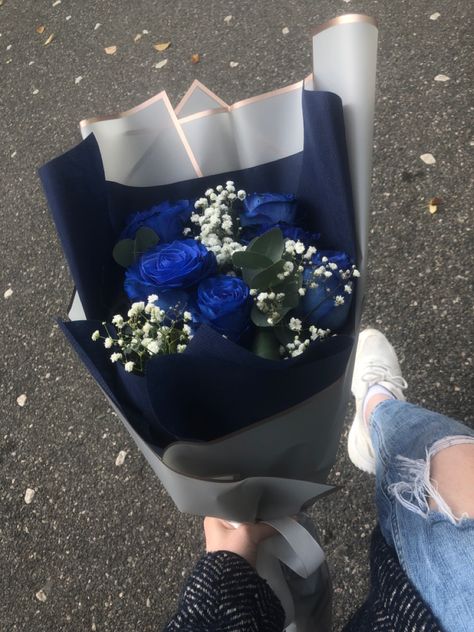 Blue Roses Bouquet Gift, Flowers For Men Gift Man Bouquet, Flower For Men, Blue Roses Bouquet, Blue Flowers Bouquet, Flowers For Men, Graduation Flowers, Diy Bouquet Wrap, Luxury Flower Bouquets