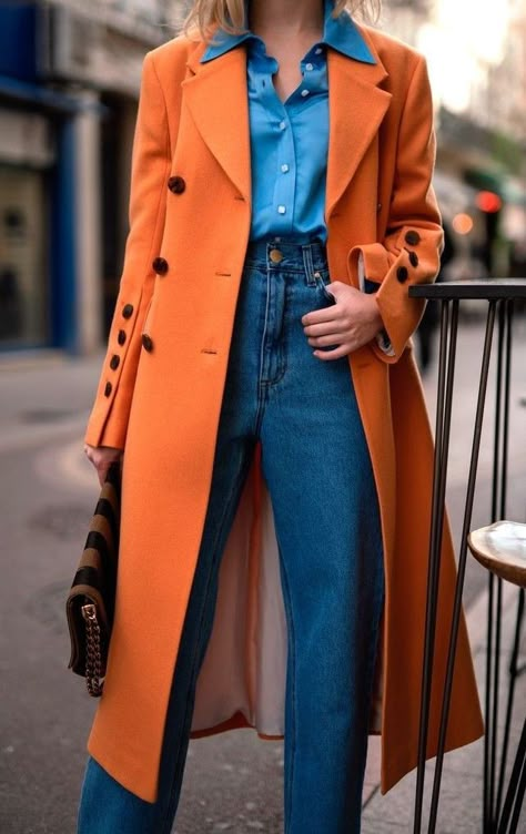 Blazer Outfits Casual, Orange Coat, Coat Outfits, Blazer Outfits, Mode Inspiration, Winter Fashion Outfits, Looks Vintage, Work Fashion, Outfits Casuales