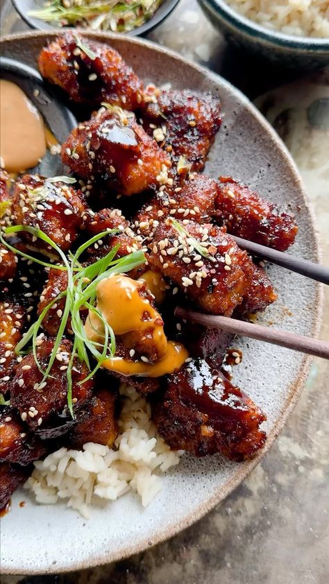 Sheet Pan Korean Popcorn Chicken. Homemade Korean style fried chicken. Oven baked until extra crisp, then covered in a sweet and spicy… | Instagram Fried Chicken Oven, Korean Style Fried Chicken, Chicken Oven, Korean Chili, Korean Chili Paste, Popcorn Chicken, Sauce For Chicken, Asian Inspired Recipes, Oven Baked