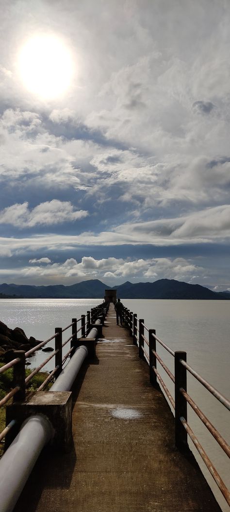 Clouds sea bridge hills Jharkhand Aesthetic, Sunshine Aesthetic Wallpaper, Sunshine Aesthetic, Ranchi Jharkhand, Indian Travel, Aesthetic Types, Travel Aesthetics, Aesthetic Sunset, Desi Aesthetic