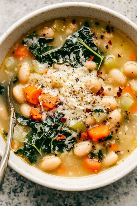 Tuscan White Bean Soup - Insanely Good White Bean Soup With Canned Beans, White Bean Chowder, Beans Stew, Mediterranean Diet Recipes Winter, Hearty Bean Soup, Soup Kale, Healthy Bean Crockpot Recipes, Vegan Bean Recipes Healthy, White Bean Parmesan Soup