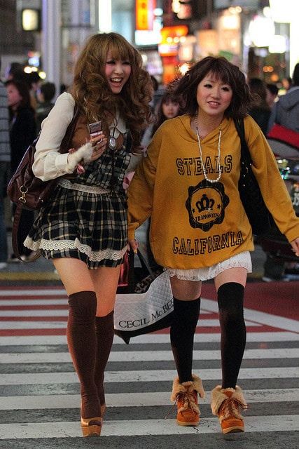 Roma Gyaru, No Thoughts, Cute Stuff, Gyaru Fashion, Street Snap, Japanese Street Fashion, J Fashion, Fashion Fits, Harajuku Fashion