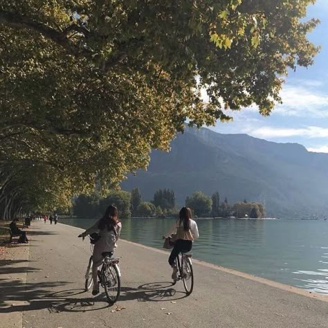 Fotografi Digital, Fotografi Vintage, Trik Fotografi, Northern Italy, Summer Dream, Teenage Dream, Two People, Pretty Places, Infj