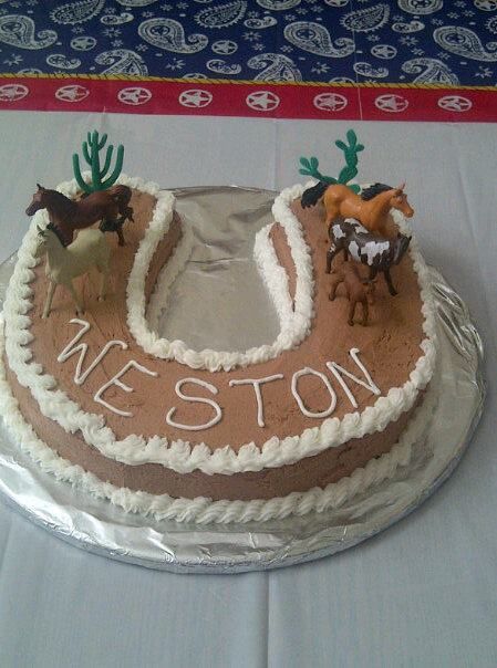 Horse Shoe Cake Ideas, Easy Horse Cake Ideas, Diy Western Cake, Horseshoe Cake Ideas, Horse Cupcakes Ideas, Cowboy Cake Ideas, Easy Horse Cake, Western Cakes Birthday, Western Cake Ideas