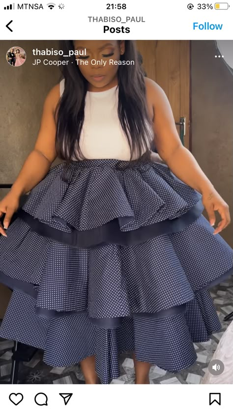 Sishweshwe Designs Dresses, Modern Sepedi Traditional Dresses, Sesotho Traditional Dresses, South African Traditional Dresses, Casual Dresses Plus Size, Traditional Attires, African Traditional Wear, Shweshwe Dresses, Traditional African Clothing