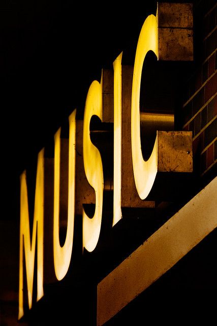 Arte Jazz, All About Music, Foto Art, Music Room, Kinds Of Music, Sound Of Music, Mellow Yellow, All Music, Music Love