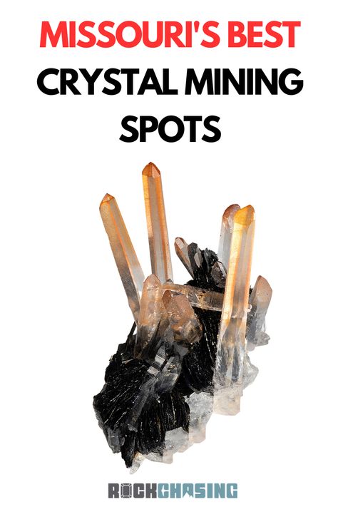 Missouri's crystal mining scene is unparalleled! Join us as we explore the best crystal mining spots in the state and uncover nature's hidden treasures. Quartz photo provided by Weinrich Minerals Finding Crystals, Crystal Hunting, Crystal Mining, Saint Joseph Missouri, Jefferson City Missouri, Rock Quarries, Fall Creek, Gem Mining, Crystal Formations