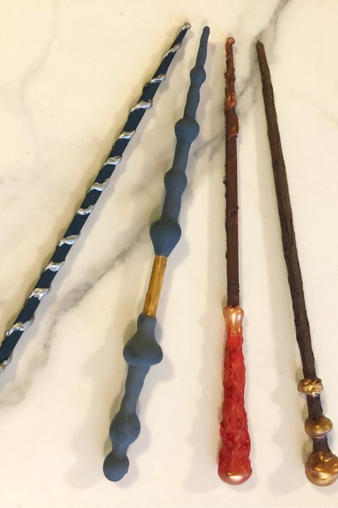 Harry Potter Magic Wand, Diy Harry Potter Wands, Harry Potter Party Ideas, Diy Harry Potter Crafts, Harry Potter Gifts Diy, Harry Potter Pumpkin, Harry Potter Activities, Harry Potter Wands, Harry Potter Butter Beer