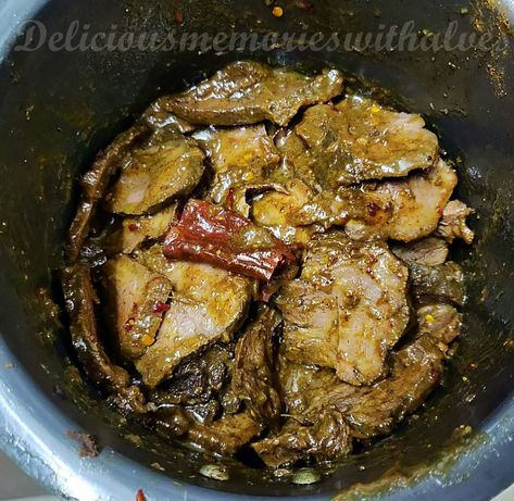 TONGUE ROAST ( GOAN STYLE) / OX TONGUE ROAST – Delicious memories with Alves Fernandes Ox Tongue Recipe, Veg Kurma Recipe, Ox Tongue, Kurma Recipe, Beef Tongue, Beef Roll, Goan Recipes, Roast Beef Recipes, Beef Curry