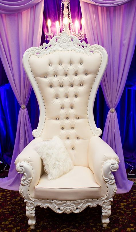 Sweet 16 Throne Chair Ideas, Quinceañera Chair, Princess Chair, Purple Sweet 16, Queen Chair, Royal Chair, Quinceanera Nails, Fancy Chair, Purple Chair