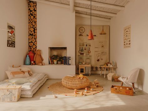 Zara Home Kids - Laura Veciana Zara Home Kids, Prop Stylist, Children Room, Play Room, Inspiration For Kids, Zara Home, Baby Baby, Loft Bed, Kids Room