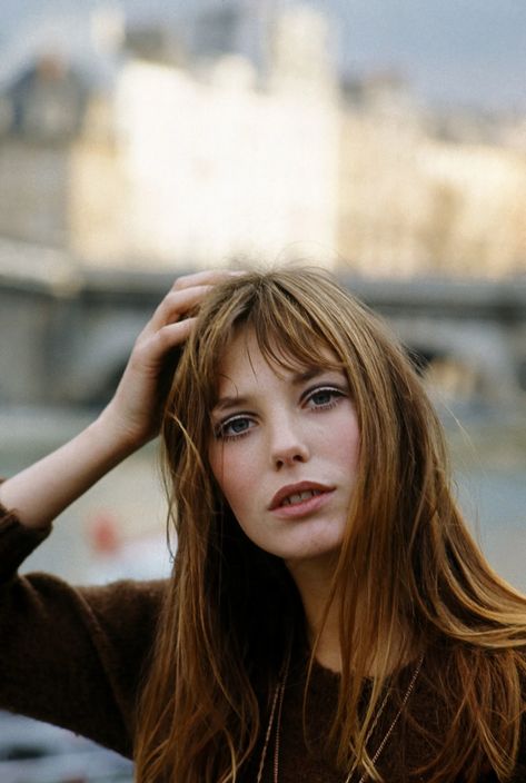 Jane Birkin Serge, Jane Birkin Style, Birkin Style, 60s Makeup, First Haircut, Serge Gainsbourg, Charlotte Gainsbourg, Jane Birkin, Sophia Loren