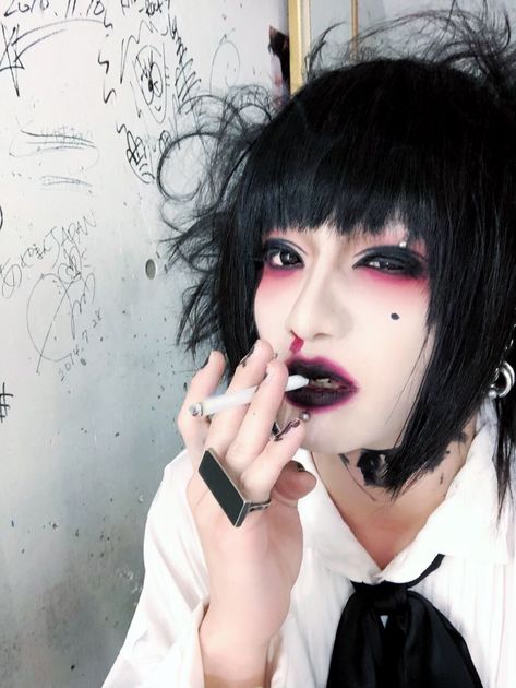 Vkei Makeup, Visual Kei Makeup, Kei Visual, Alt Makeup, Make Up Inspo, Goth Makeup, J Fashion, Hair And Makeup, Artistry Makeup