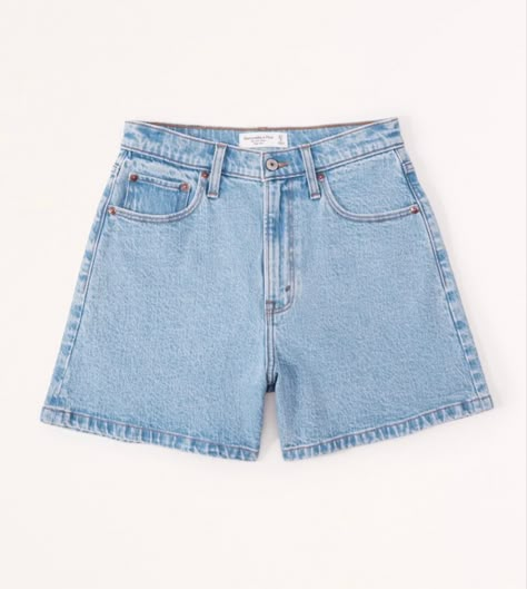 Abercrombie & fitch Annie Murphy, Dad Shorts, Baby Soft Skin, Best Fragrances, Best Moisturizer, Moisturizer For Dry Skin, Mom Outfits, Summer Wardrobe, American Apparel